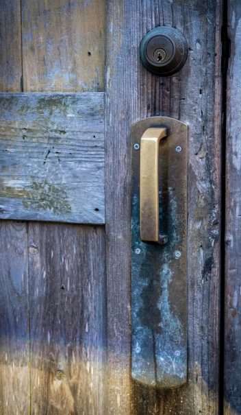 pexels-davidmcelwee-14933453