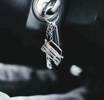 pexels-introspectivedsgn-9846170