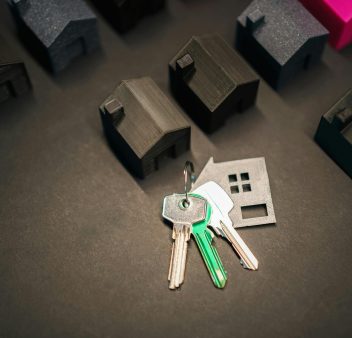 pexels-jakubzerdzicki-31424880