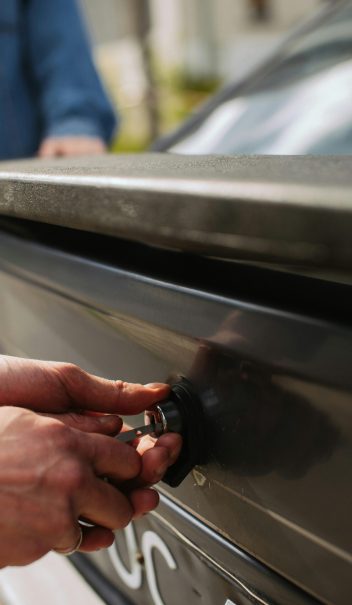 pexels-koolshooters-8103921